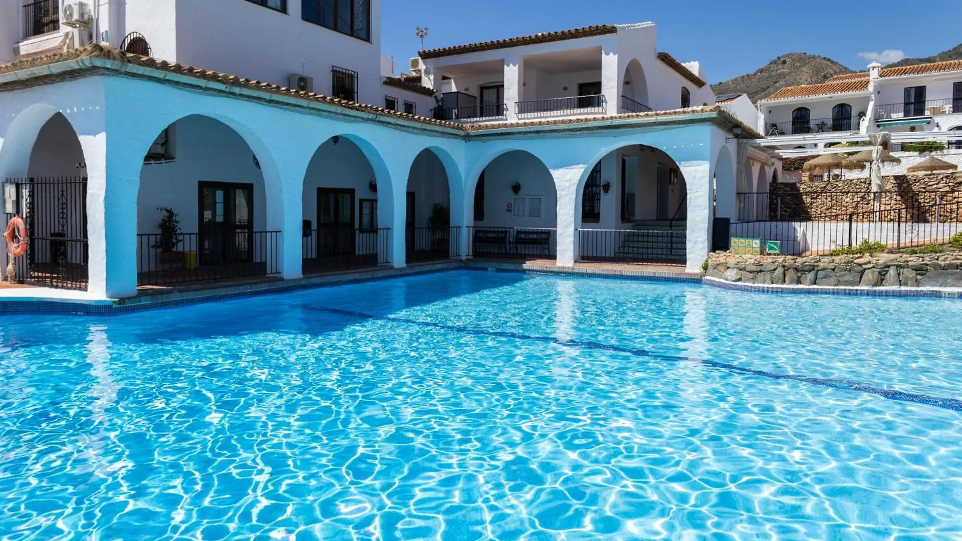 Apartment Capistrano Village B, 1 Bedroom + Free Wi-Fi Nerja