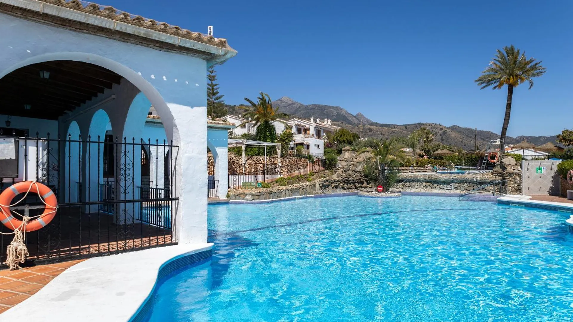 Apartment Capistrano Village B, 1 Bedroom + Free Wi-Fi Nerja Spain